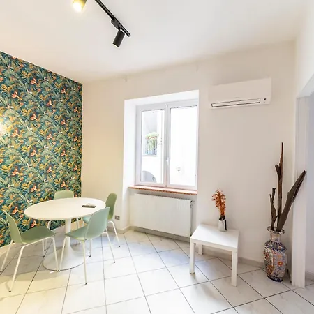 Vico Piazza Nuova 1 Apartmán